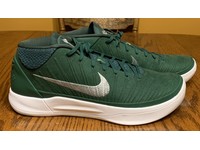 kobe 15 mens green